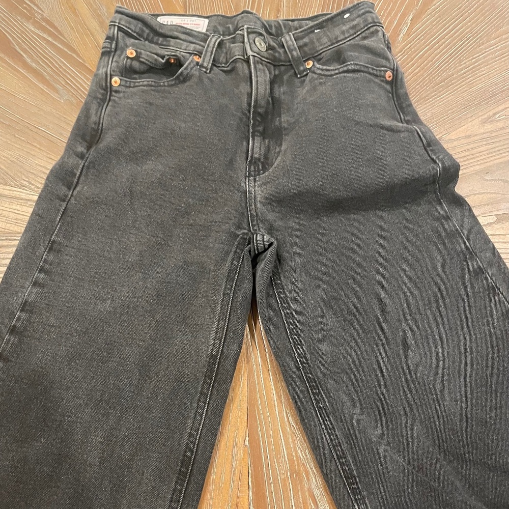 GAP high rise stride jeans in Black size 24